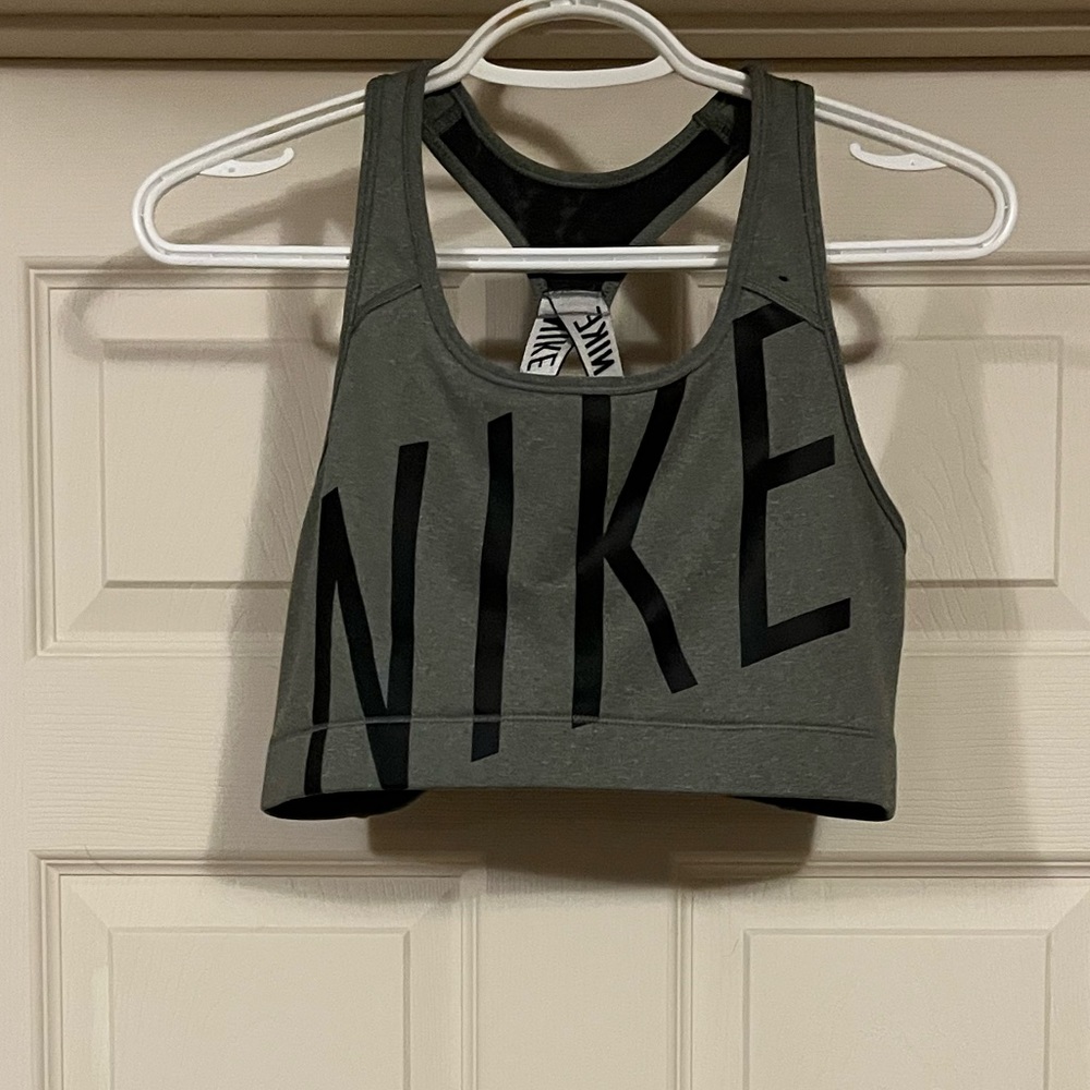 NIKE - Dry fit sports bra - XL